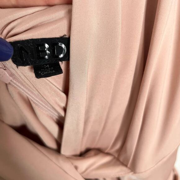 NBD Women's Buttercup Maxi Dress Size Medium Pink Blush V Neck High Slit Slinky - Picture 5 of 10